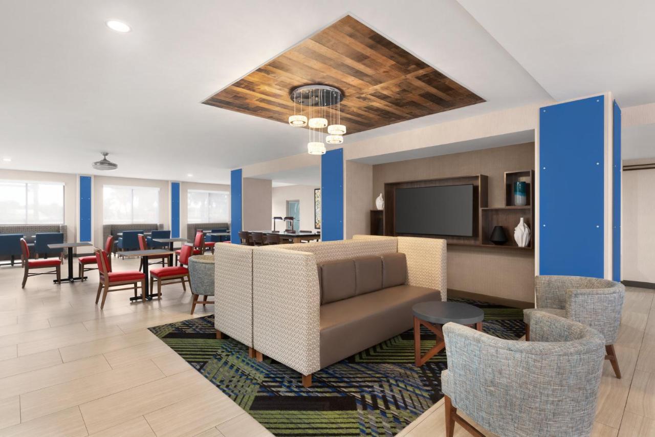 Holiday Inn Express Vero Beach-West I-95 By Ihg Εξωτερικό φωτογραφία