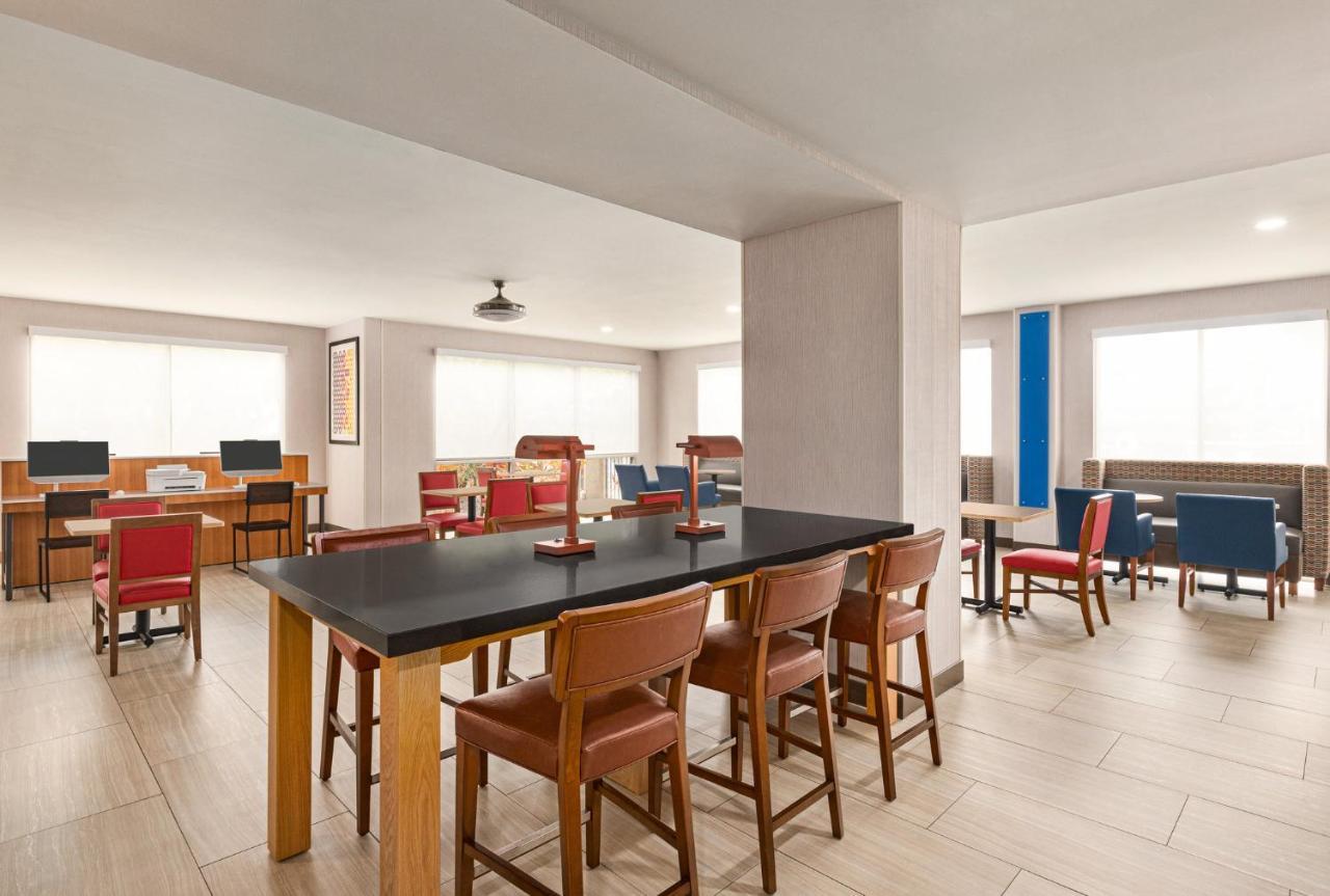 Holiday Inn Express Vero Beach-West I-95 By Ihg Εξωτερικό φωτογραφία