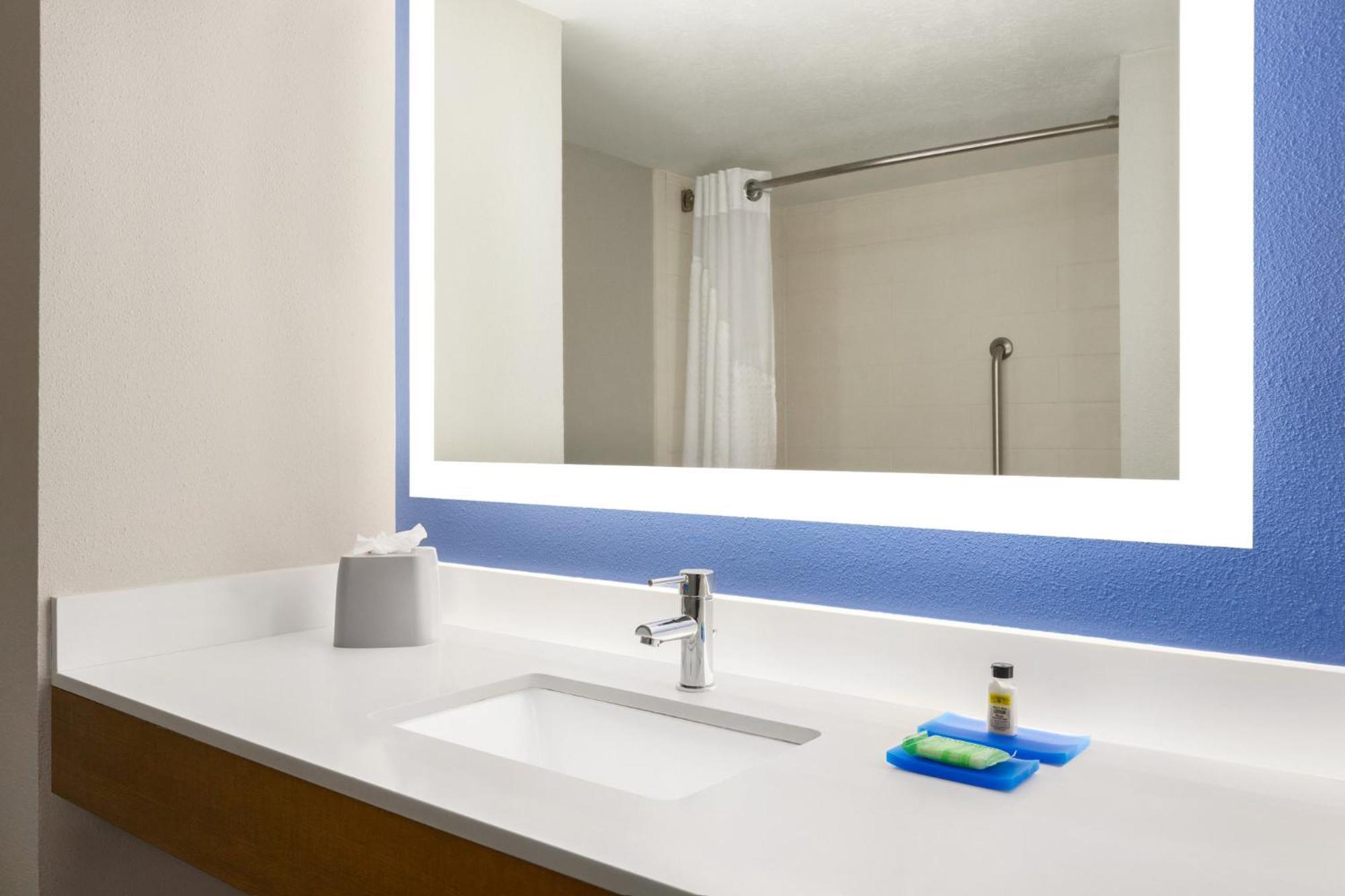 Holiday Inn Express Vero Beach-West I-95 By Ihg Εξωτερικό φωτογραφία