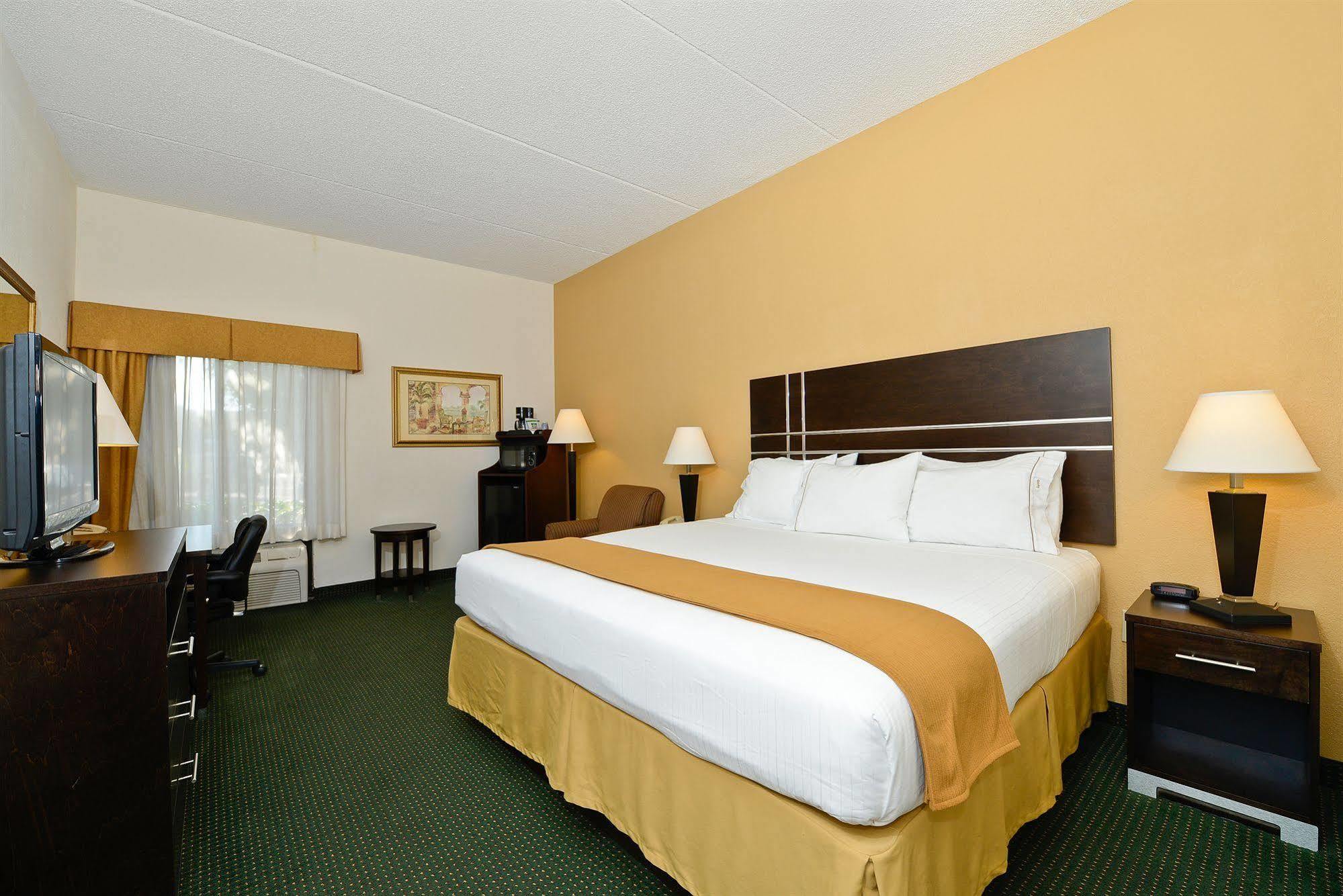 Holiday Inn Express Vero Beach-West I-95 By Ihg Εξωτερικό φωτογραφία